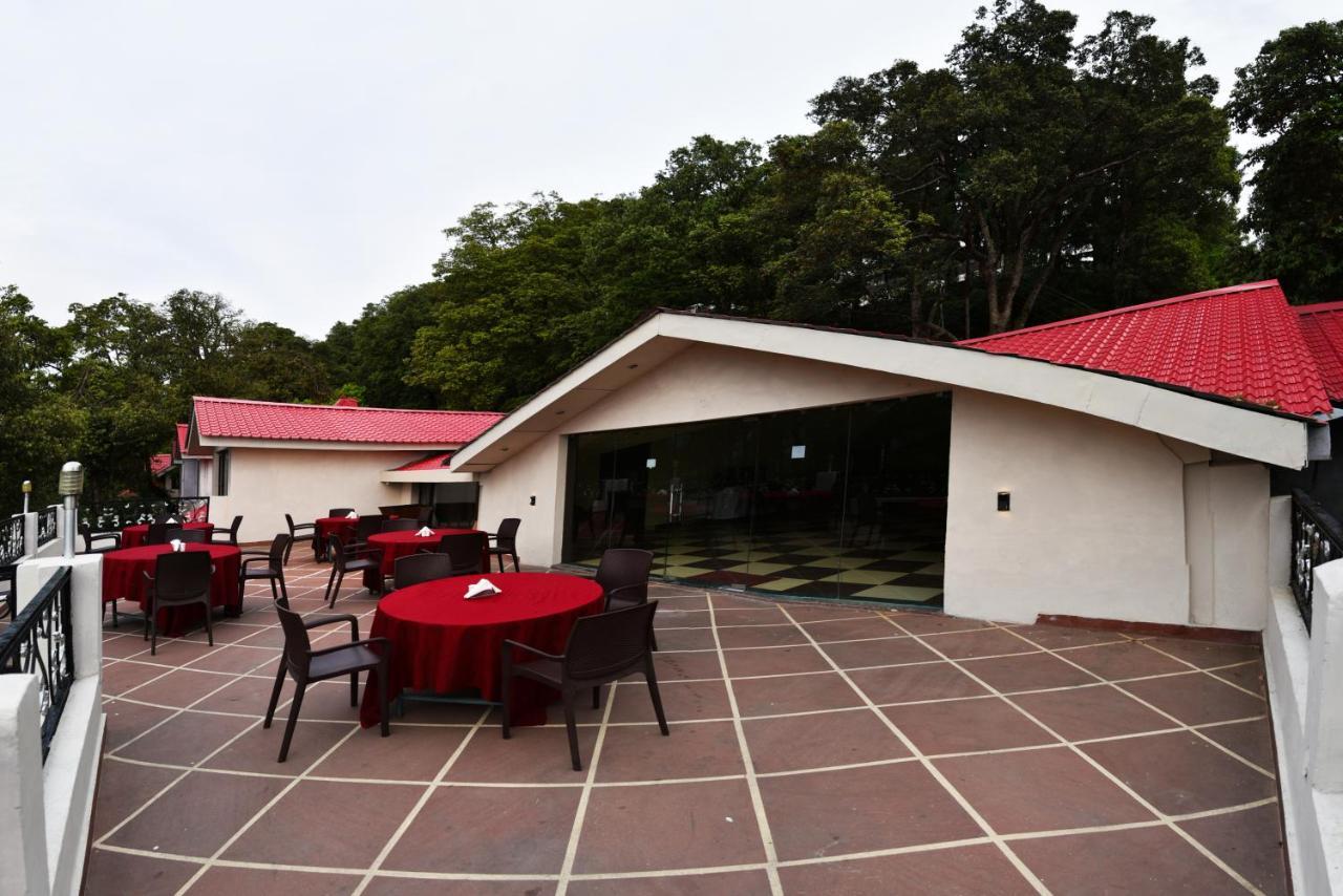 Indraprastha Resort Далхаузи Екстериор снимка
