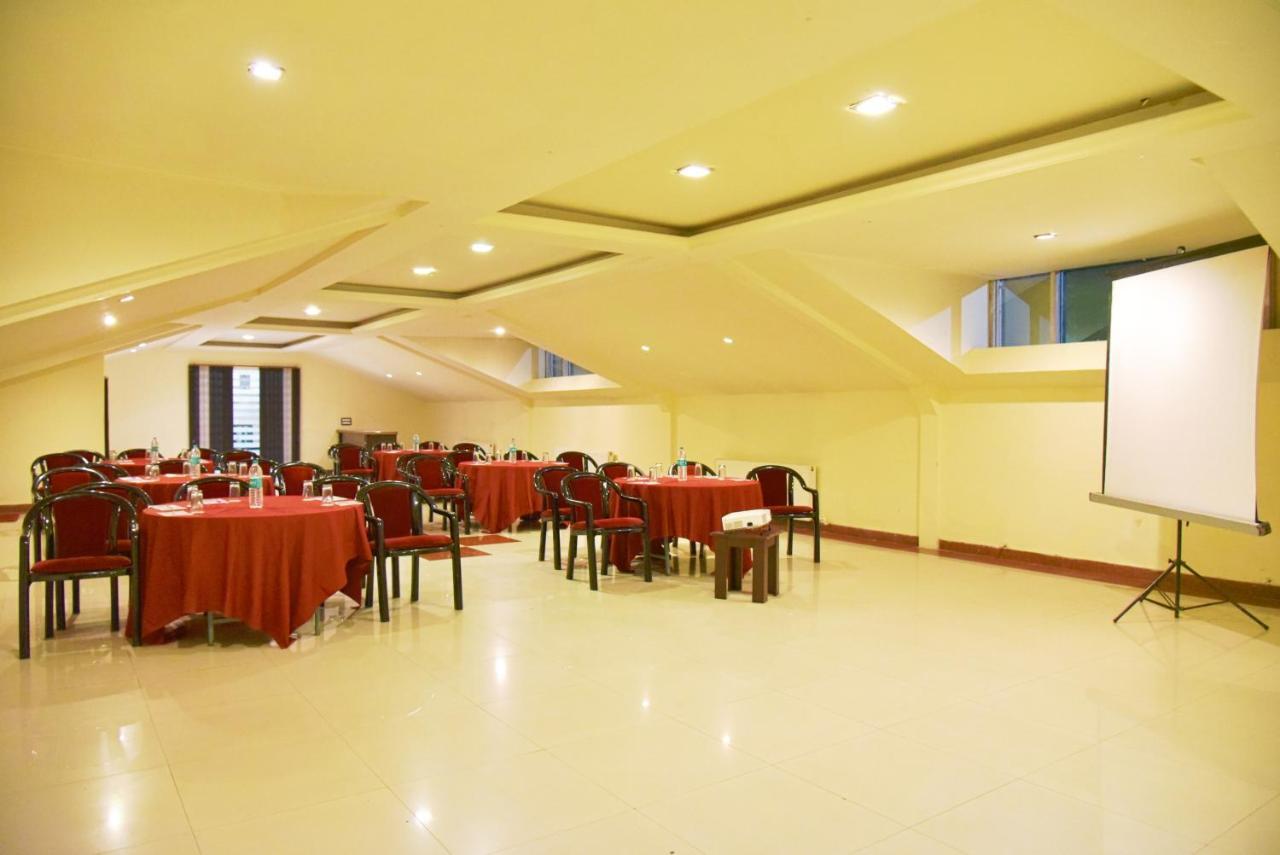 Indraprastha Resort Далхаузи Екстериор снимка