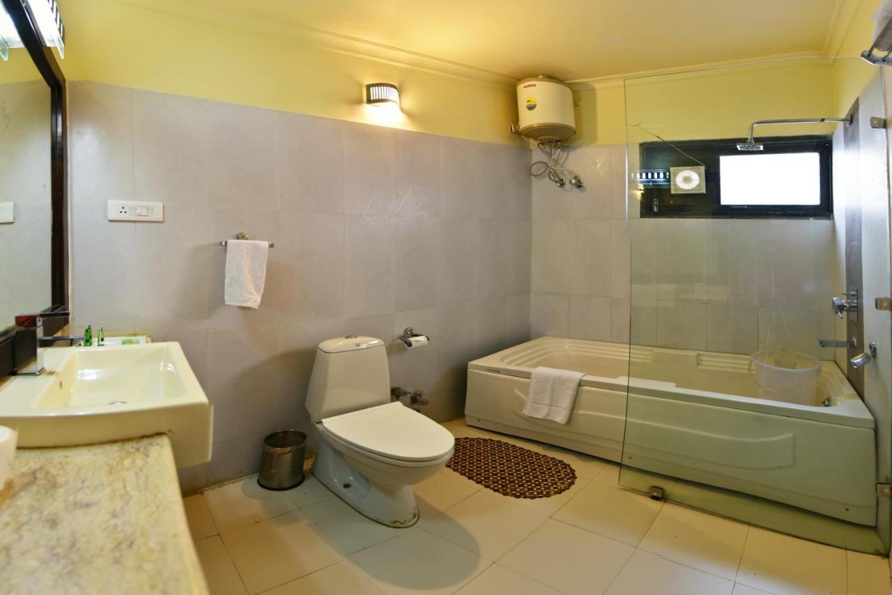 Indraprastha Resort Далхаузи Екстериор снимка