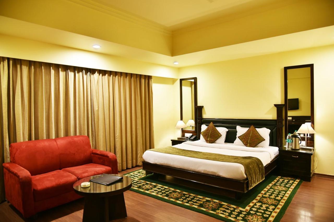 Indraprastha Resort Далхаузи Екстериор снимка