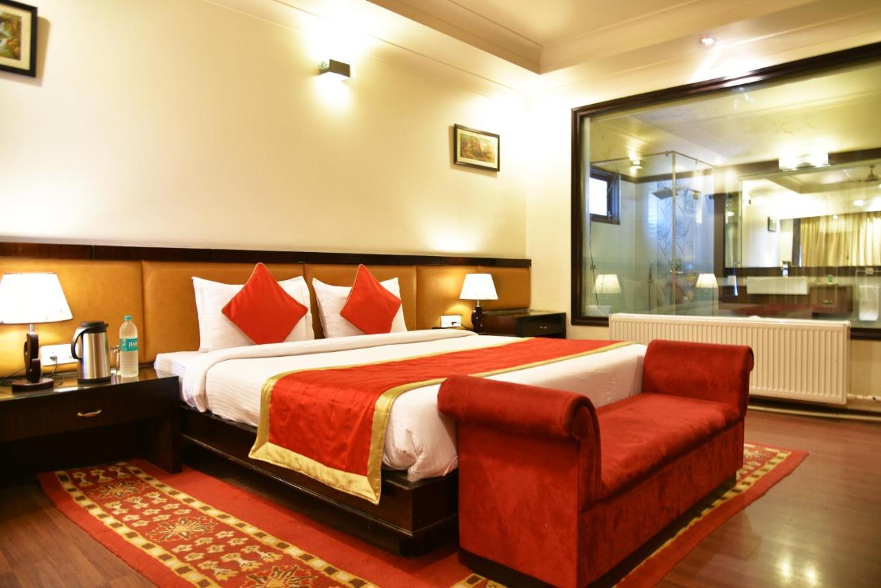 Indraprastha Resort Далхаузи Екстериор снимка
