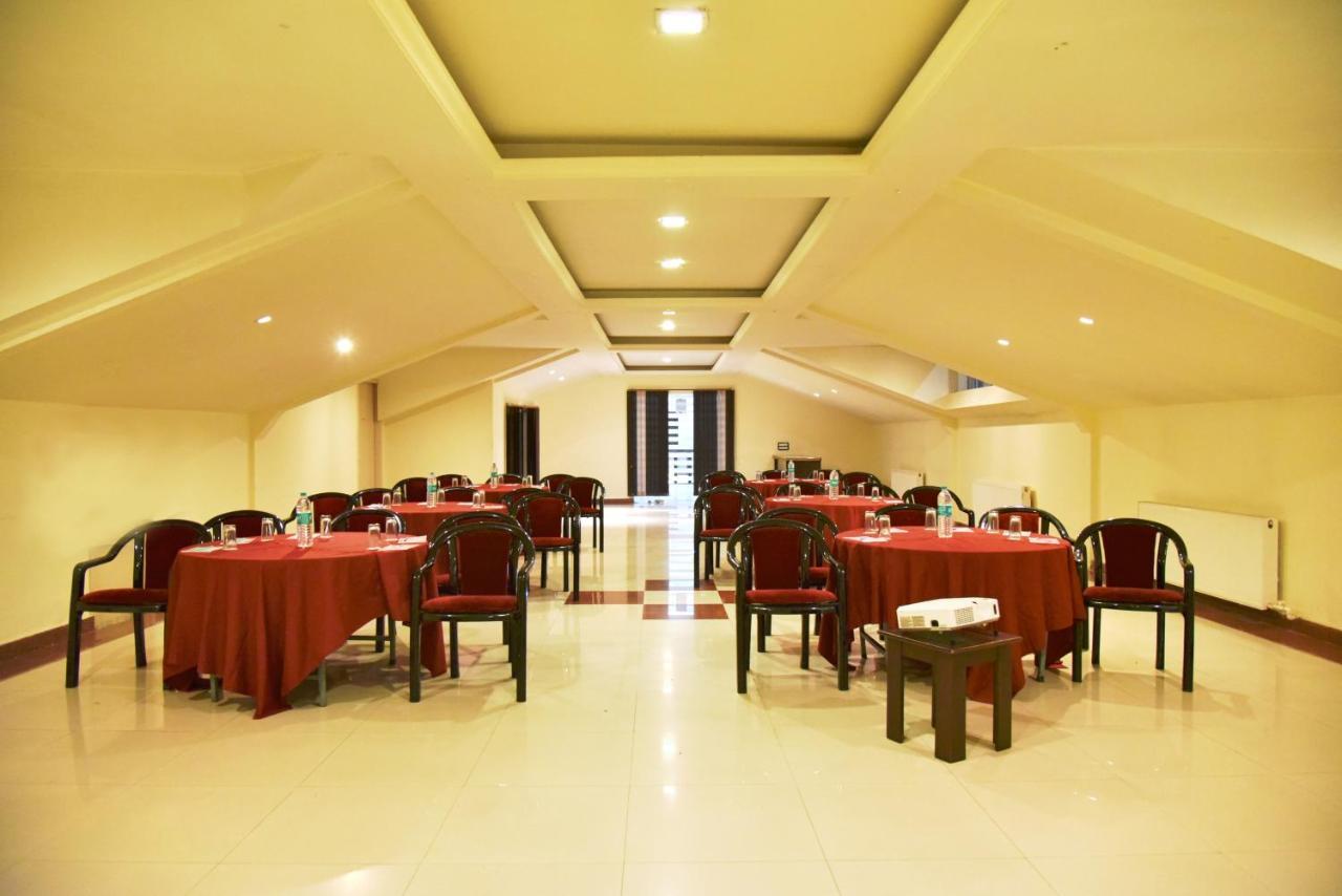 Indraprastha Resort Далхаузи Екстериор снимка