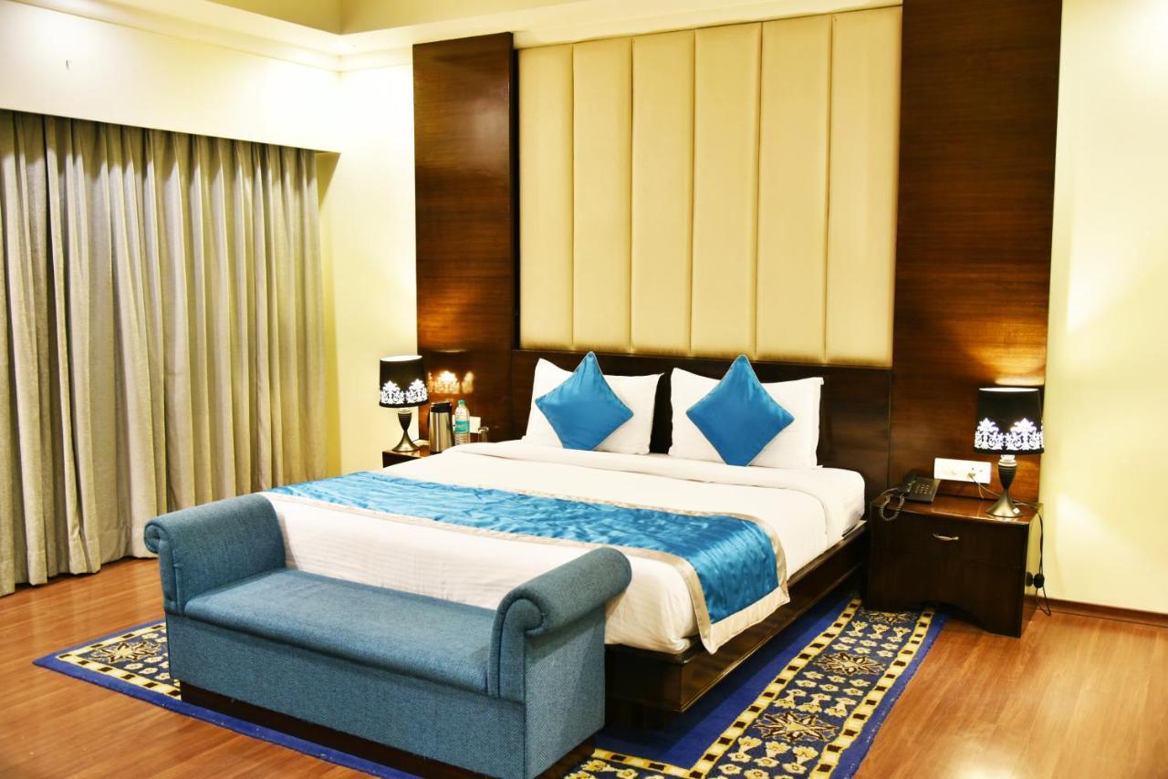 Indraprastha Resort Далхаузи Екстериор снимка