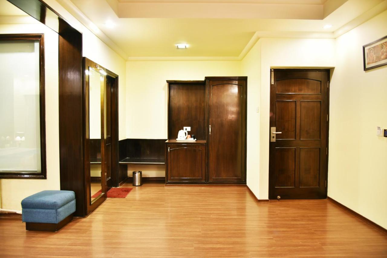 Indraprastha Resort Далхаузи Екстериор снимка