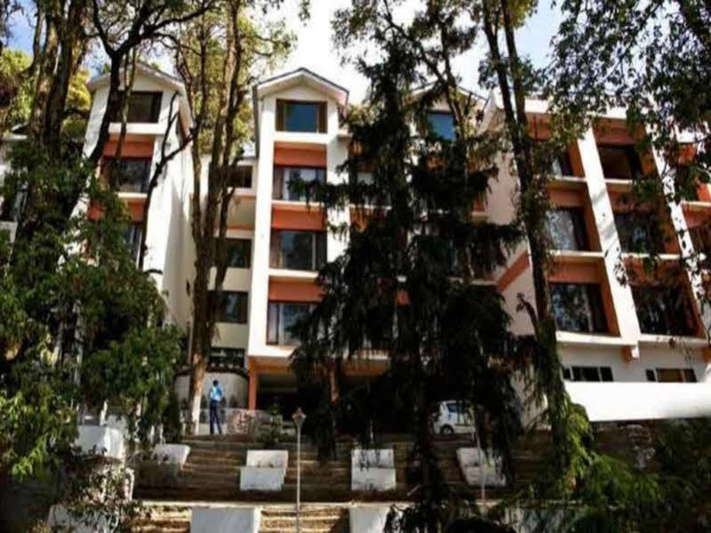 Indraprastha Resort Далхаузи Екстериор снимка
